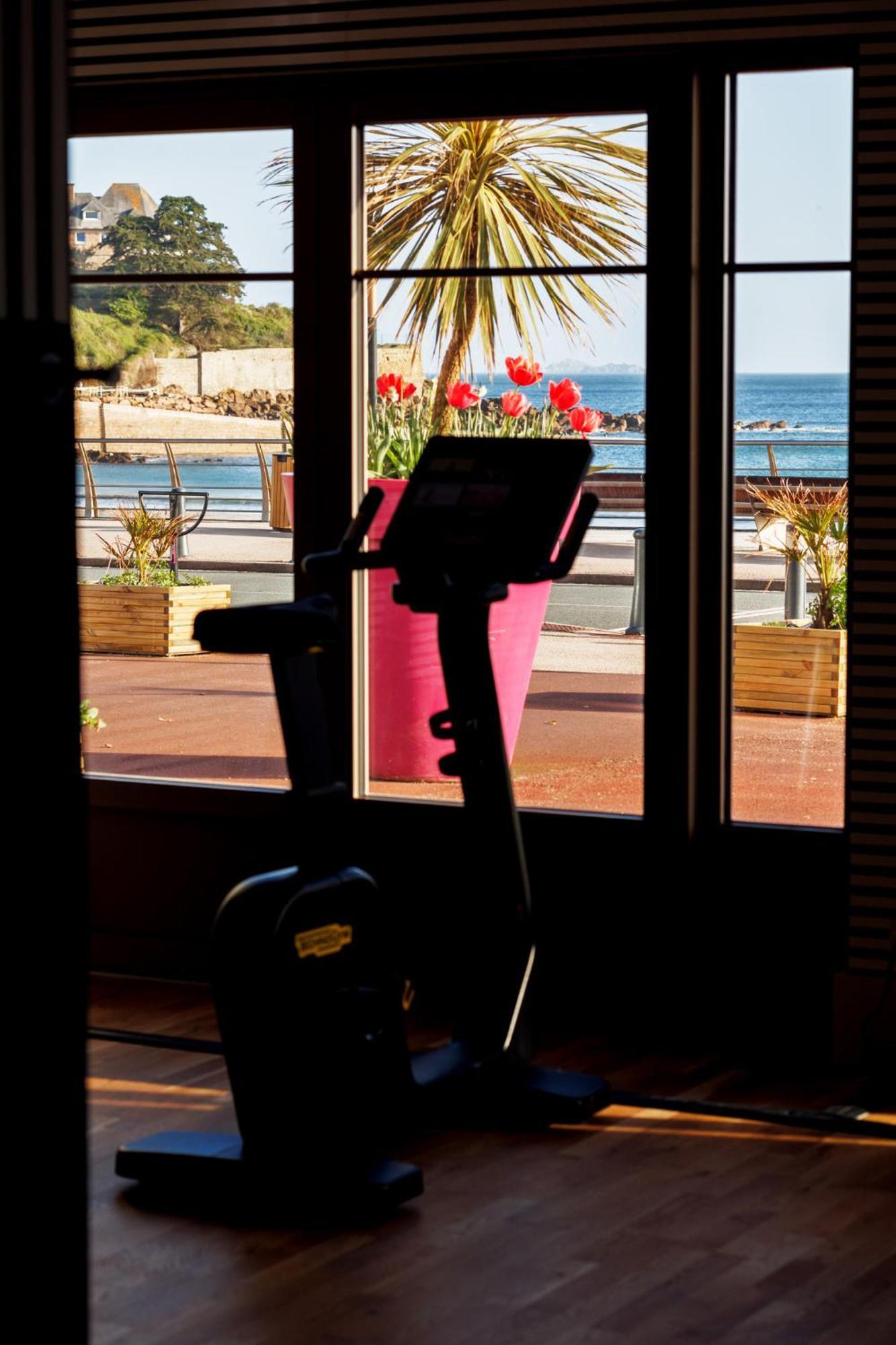 Grand Hotel Perros-Guirec Exterior foto