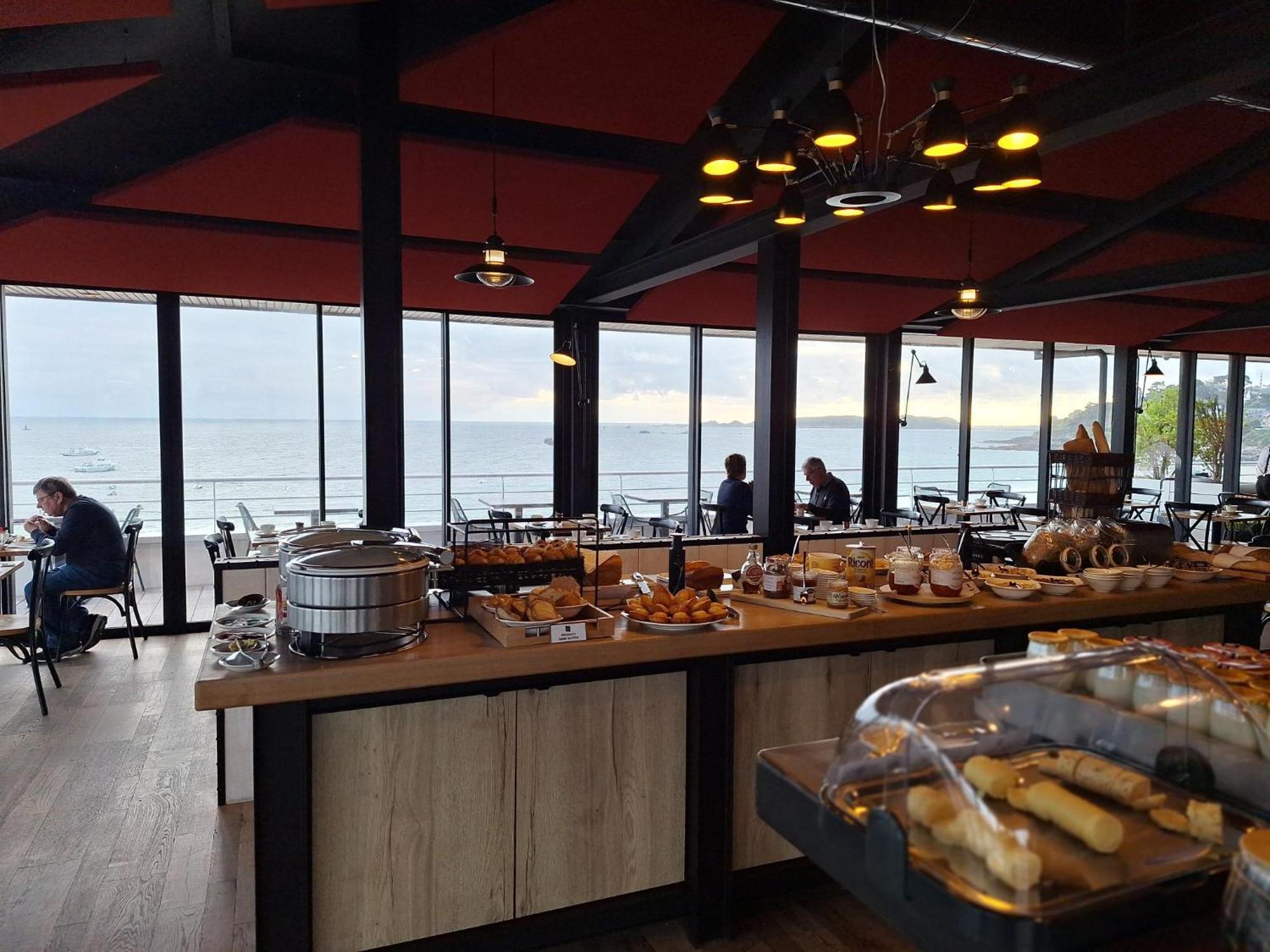 Grand Hotel Perros-Guirec Exterior foto